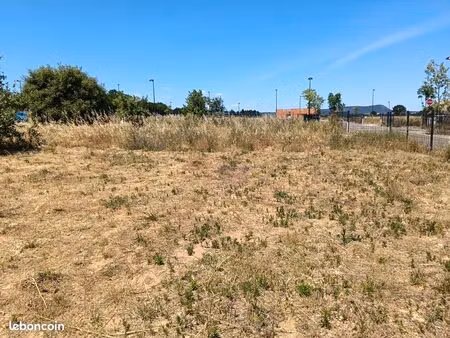 terrain 313 m² laudun l ardoise