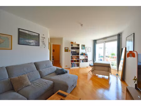 vente appartement 3 pièces  58.89m²  le kremlin