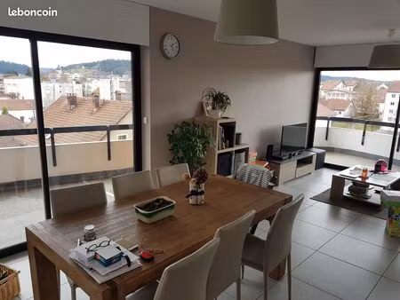 loue proche centre-ville t3 72m2 avec garage et balcon