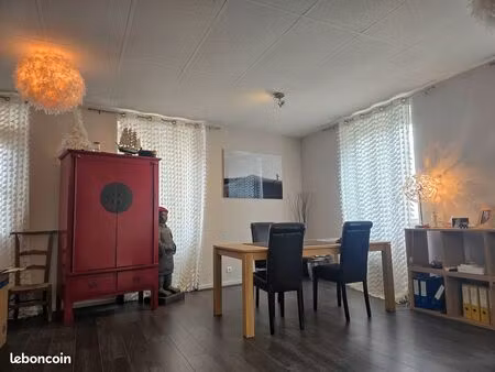 local commercial / bureau de 40 m² à louer – centre de châteauneuf-de-galaure