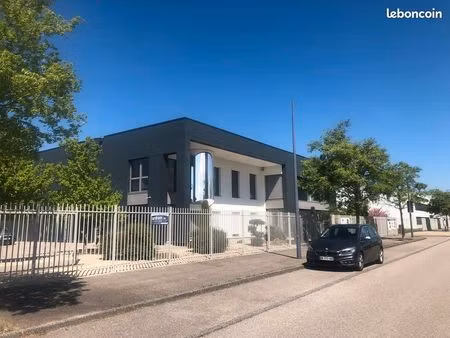 bureaux 963 m² valence