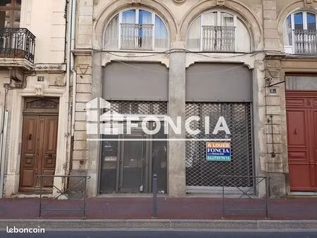 local commercial 58 m²