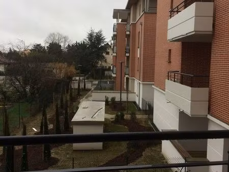 loue appt. t2 42 m2 sans frais d'agence