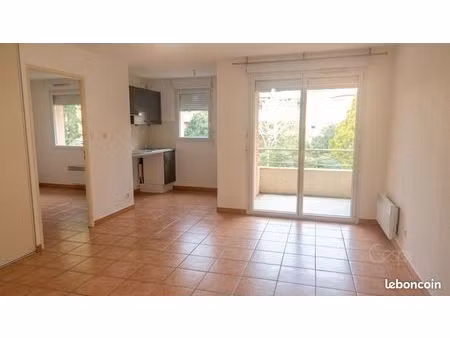 seilh-t2 de 39m²-résidence allées du golf
