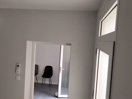 bureau 27 m² à louer – toulouse (31100)