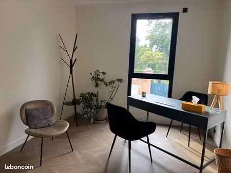 cabinet professionnel 15 m² à louer – toulouse lardenne