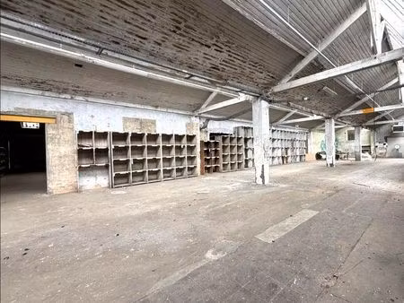 local industriel 620 m² à louer | breteuil centre-ville | parking et accès rapide