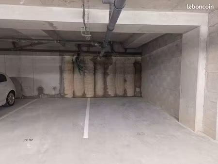 parking 24m2 lattes en sous-sol