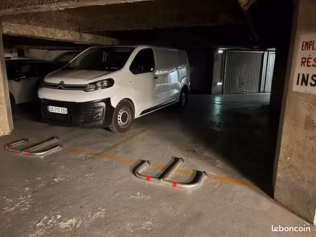 4 places de parking sécurisé rennes colombier - à vendre
