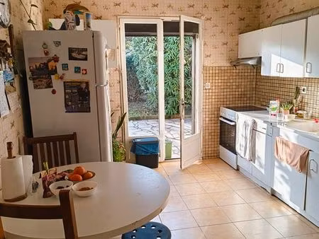 chambre pour fille montpellier les aubes