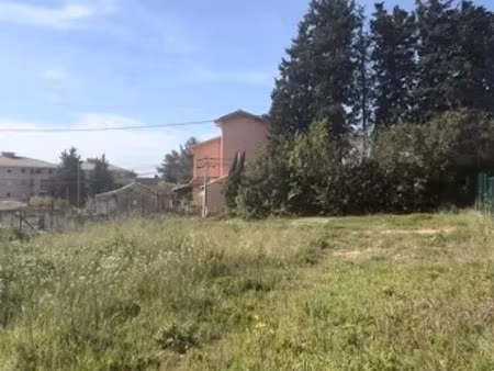 vente terrain 445 m² à aix-en-provence (13090)  360 000 €