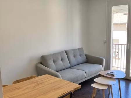 à saisir sur béziers  t4  meublé avec place de parking privatif