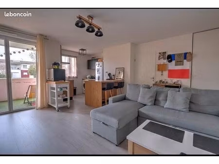 appartement t2