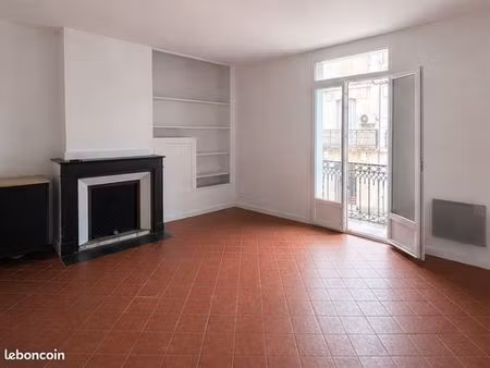 appartement traversant 90m² 2 chambres + bureau et grenier
