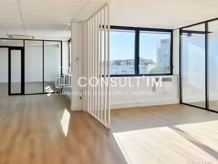 bureaux 324 m²