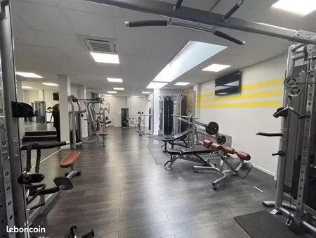 boutique 298 m² malakoff