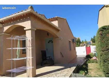 particulier vend maison aigues-mortes