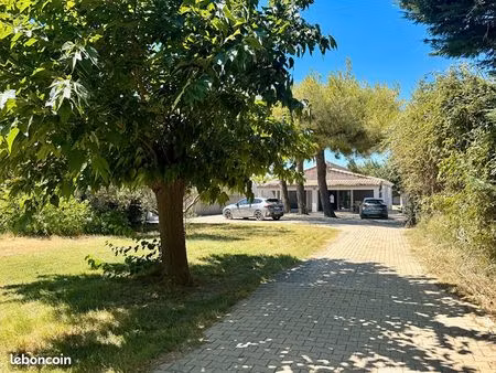 villa 4 pièces 128 m²