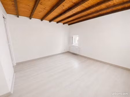 maison de village r+2