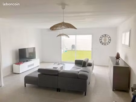 villa 4 pièces 130 m² pouzolles