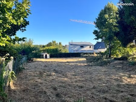 terrain constructible 1000m2