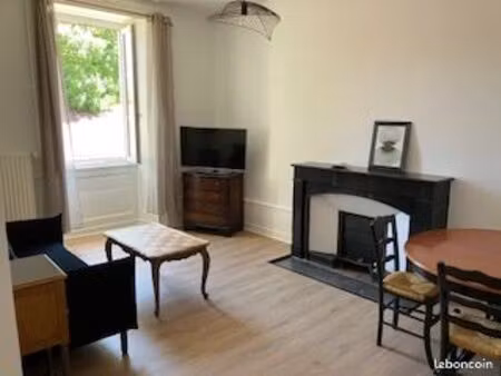 locationt2 avec cachet