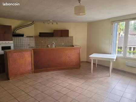 appartement 57 m2 au calme