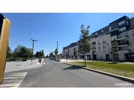 brasserie 231 m² chatenay malabry