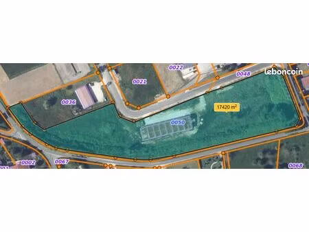 terrain industriel de 17420 m2 avec bâtiment a finir de 900 m2