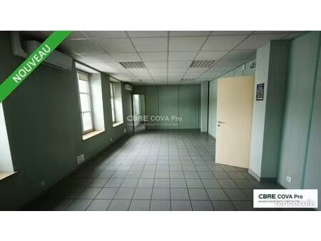 bureaux 230 m²