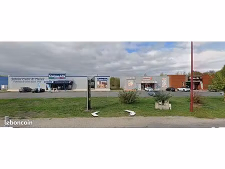local commercial
