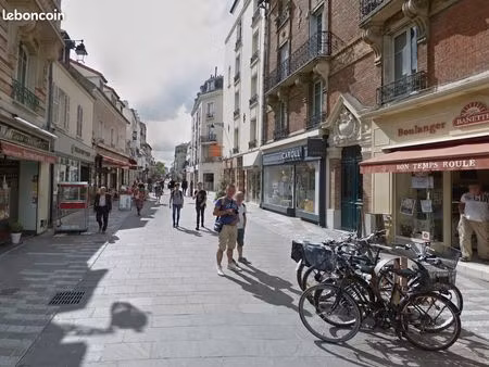 local commercial 29 m² avec terrasse – colombes centre