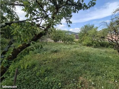 terrain 557 m² lons-le-saunier