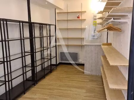 local commercial 11 m² nimes