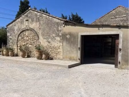 cession de droit au bail local commercial environ 500m. proche avignon