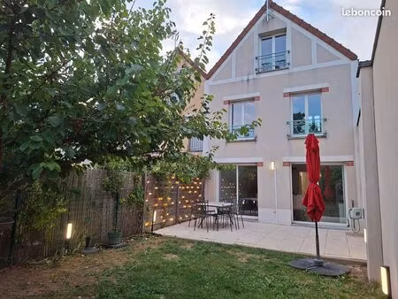 maison familiale récente à maisons-alfort - 5 chambres