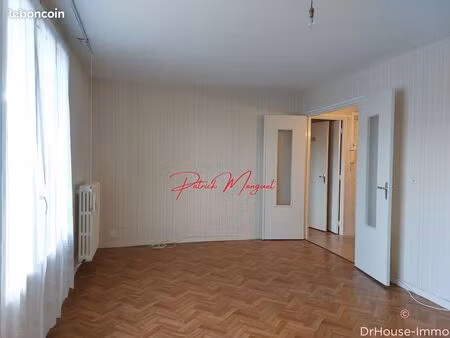 appartement 5 pièces 93 m²