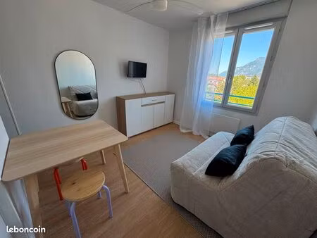 studio 19m² meublé rénové - vue néron - tram a - fontaine
