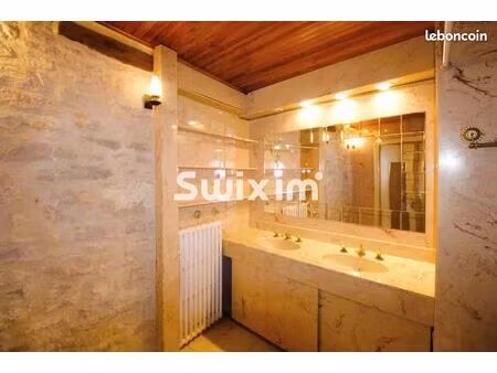 immeuble 13 pièces 279 m²