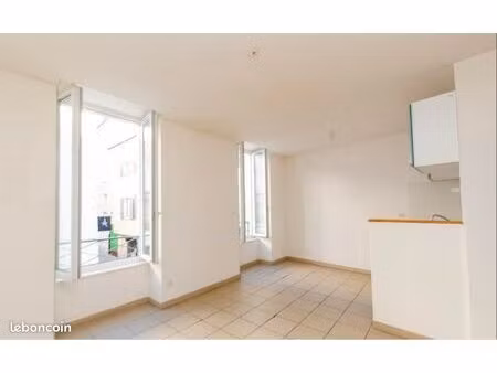 location studio - st marcellin centre