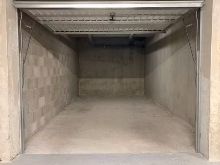 garage