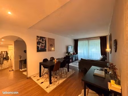 appartement - 2 pièces - 52m² i lumineux et bien desservi