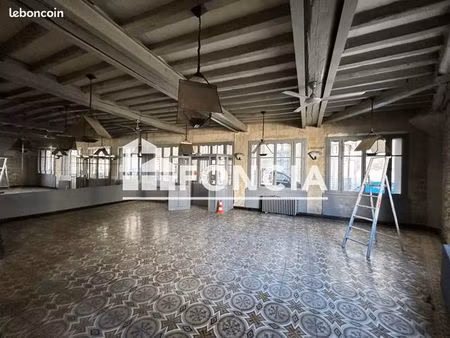 local commercial 142 m²