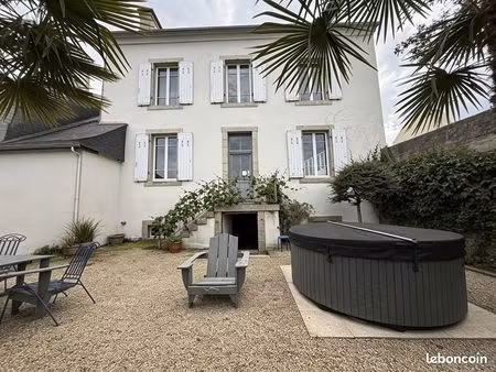 maison 7 pièces 160 m²