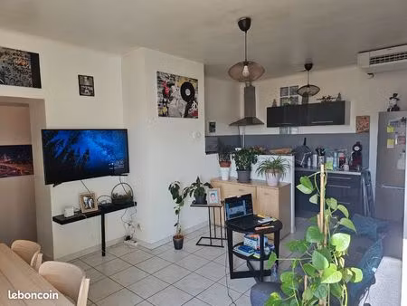 location t2 hors centre ville