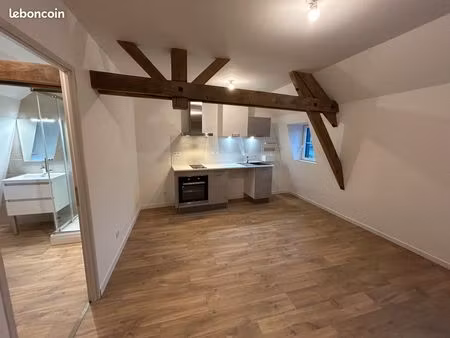 appartement t2 de 42 m² entièrement rénové + clim réversible