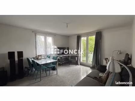 charmant t2 au cœur de castanet-tolosan avec grand balcon sans vis-à-vis