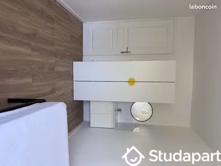 chambre 1 pièce 10 m²