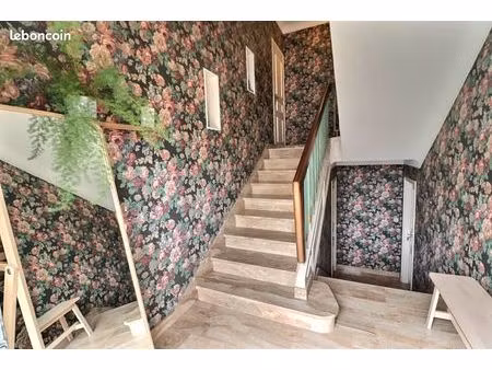propriété 7 pièces 215 m²