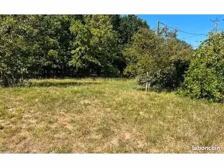 terrain 455 m² grayan et l hopital